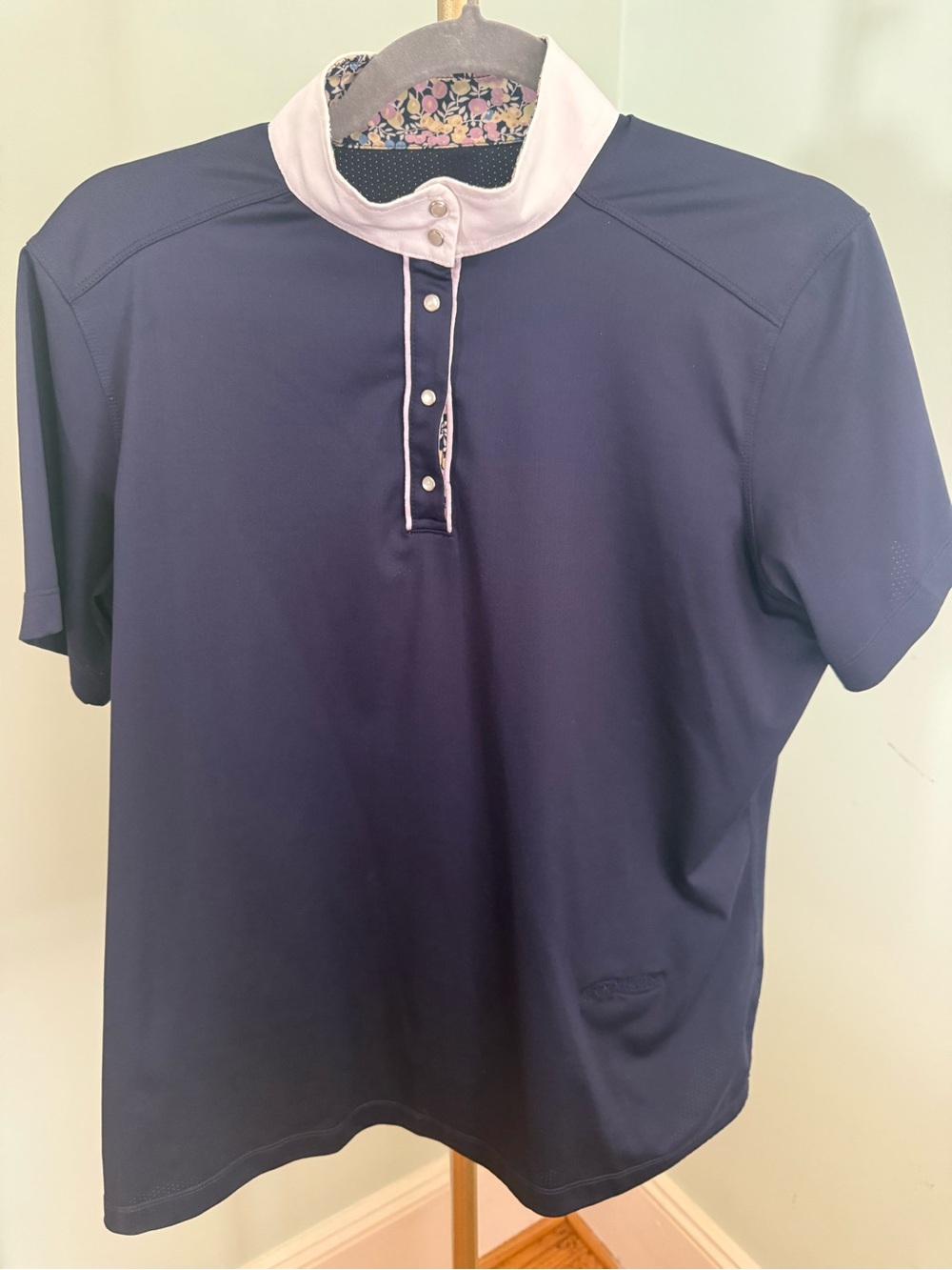 Women’s Equestrian Navy Short-Sleeve Polo Shirt with Light Pink Trim